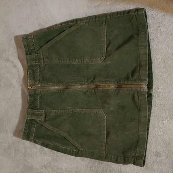 Hollister Dresses & Skirts - Hollister Green Mini Skirt